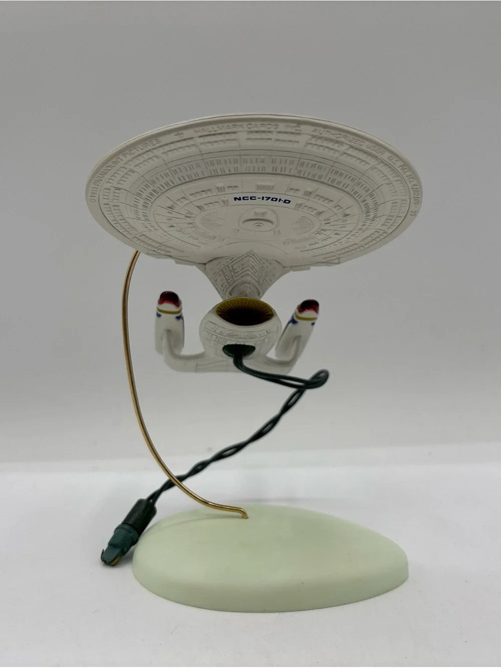 Hallmark Keepsake Ornament‎ 1993 Star Trek The Next Generation U.S.S. Enterprise